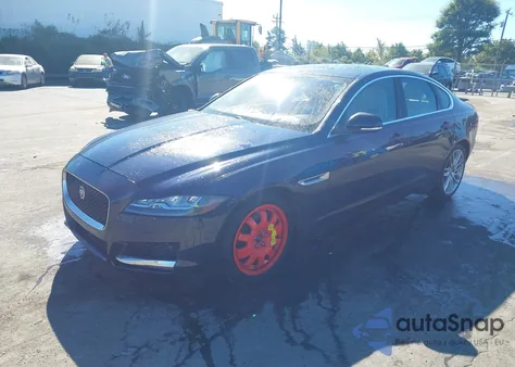 2016 Jaguar Xf 35T Prestige из США, поврежденный, VIN SAJBK4BV2GCY19251